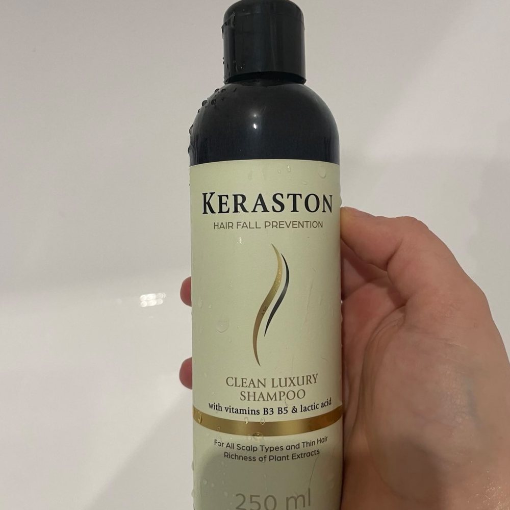 Keraston, tamna bočica šampona od 250 ml